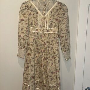 Gunne Sax Dress Jeunes Filles by Jessica - Cream with Pink Roses